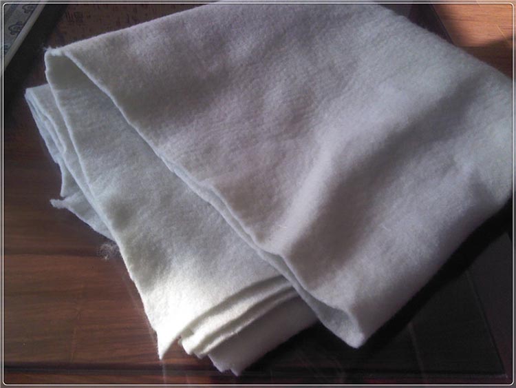 聚丙烯长丝蜜桃永久免费布分丝影响因素分析