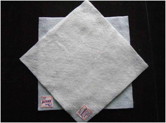 蜜桃永久免费膜在底板的作用不言而喻