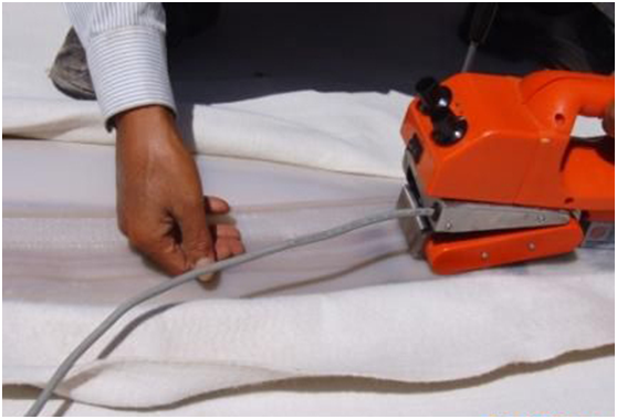 探讨蜜桃永久免费膜挤压边墙与锚固带施工阶段