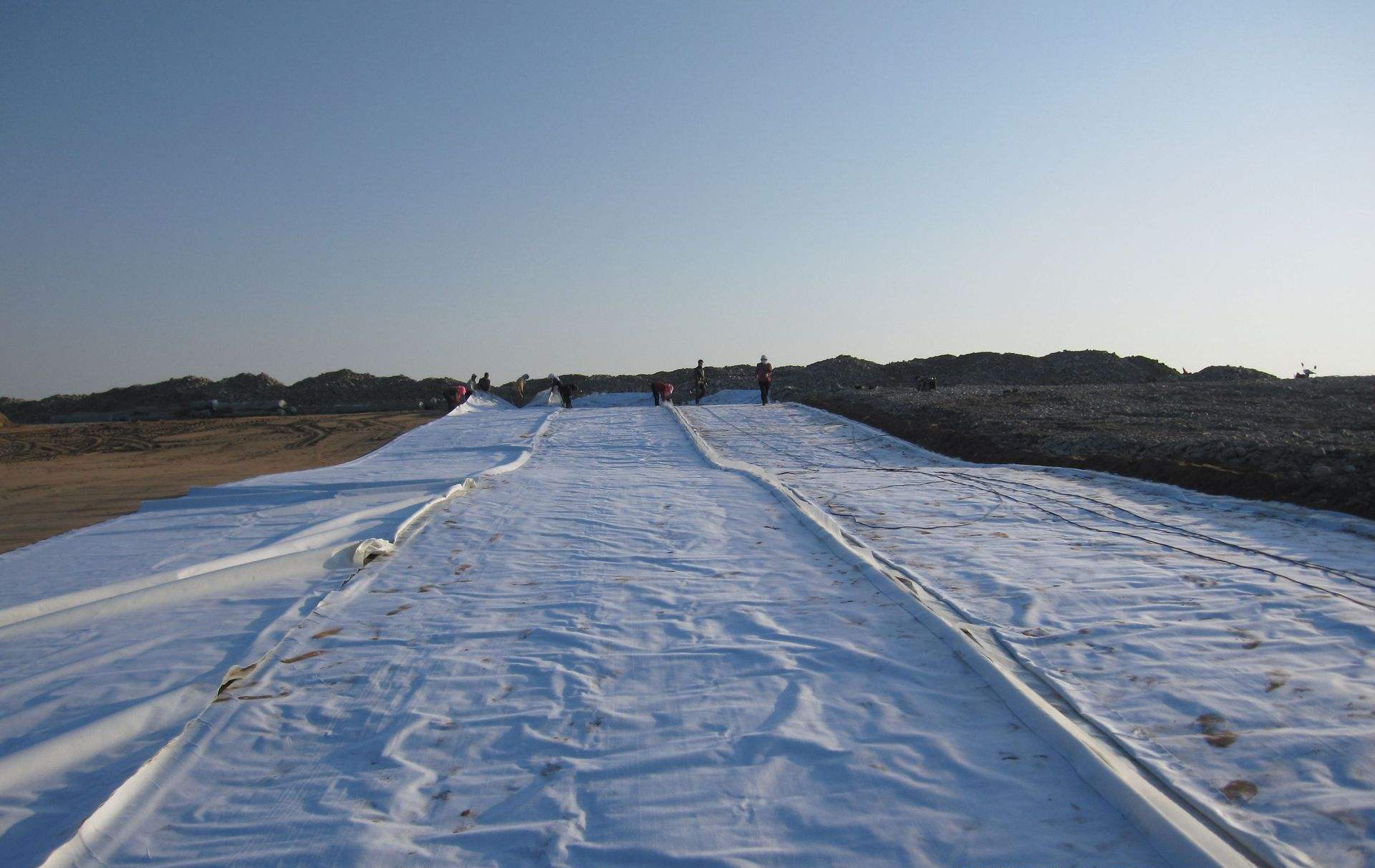 复合蜜桃永久免费膜工程施工后怎样平稳中后期品质?