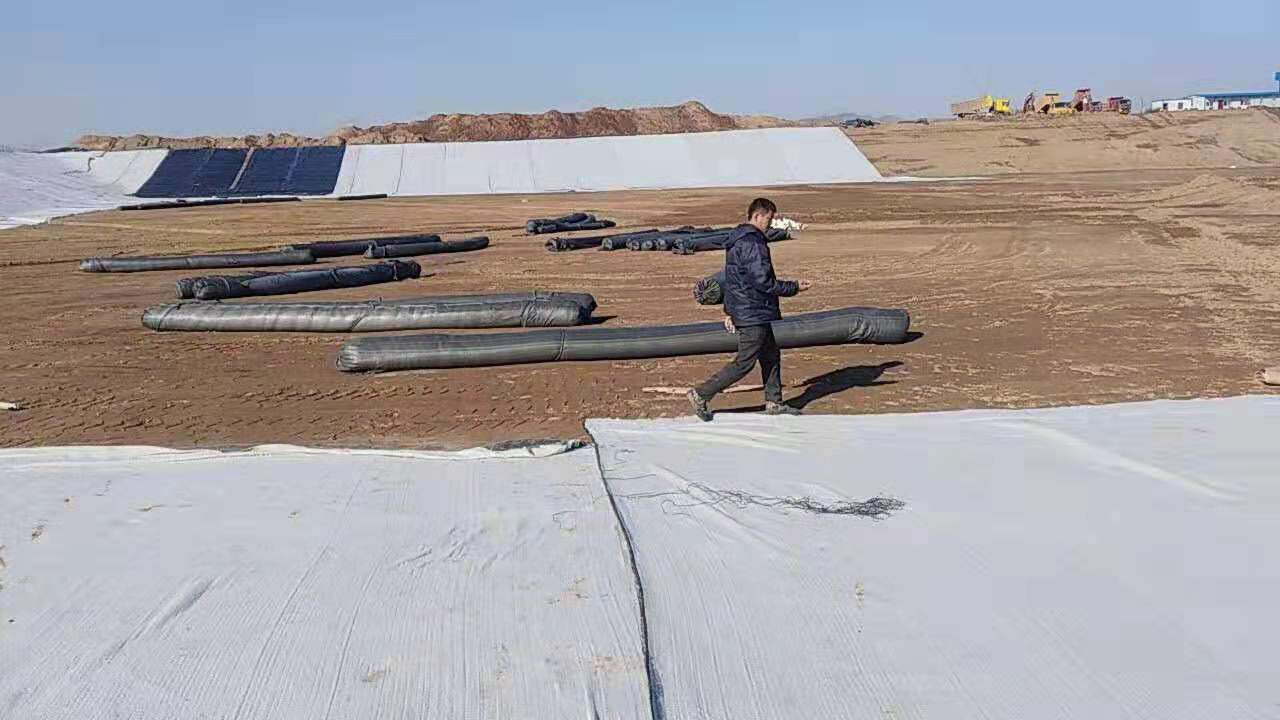 如何保护蜜桃永久免费布施工完毕不受损坏？