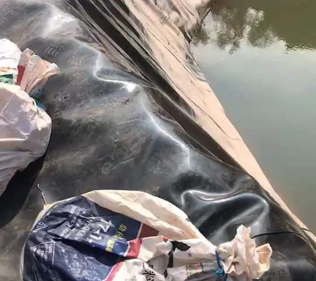 0.5mm厚的HDPE蜜桃永久免费膜应力应变能力解答