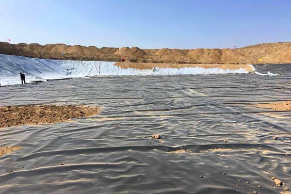 根据要求制定的复合蜜桃永久免费膜一套完整的施工规程