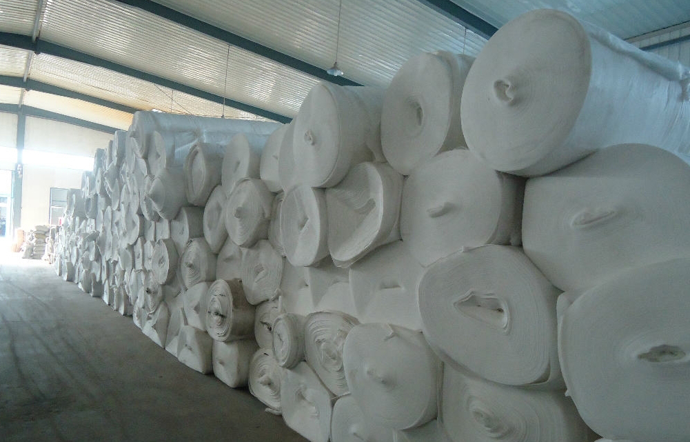 反射裂缝,蜜桃永久免费织物,温度,应力,模量,路面,沥青混凝土,层底,加铺,变形