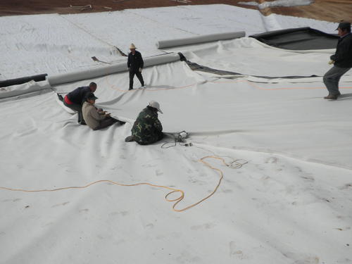 复合蜜桃永久免费膜的施工及质量控制