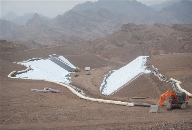 蜜桃永久免费膜施工前应做好哪些准备工作？施工工序安排有哪些规定？