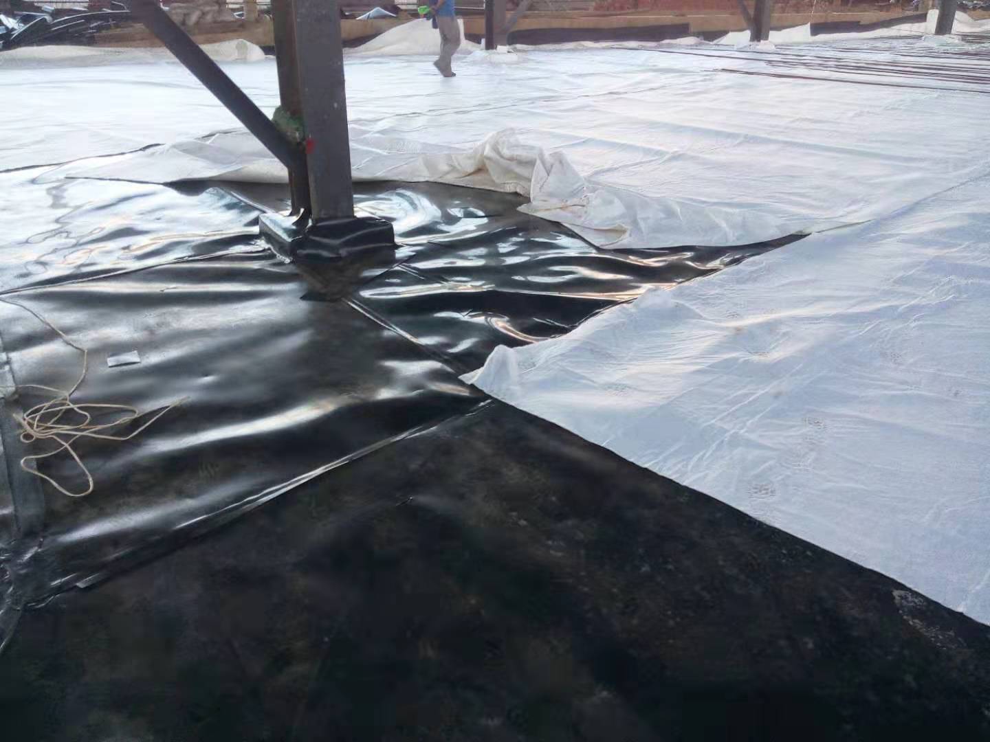 蜜桃永久免费膜等合成材料施工中应注意的问题