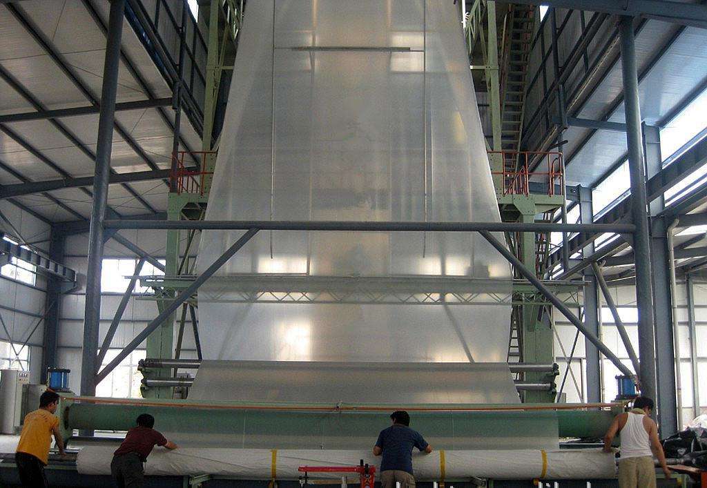 HDPE蜜桃永久免费膜在生活垃圾处理填埋场的底部及四周施工原理