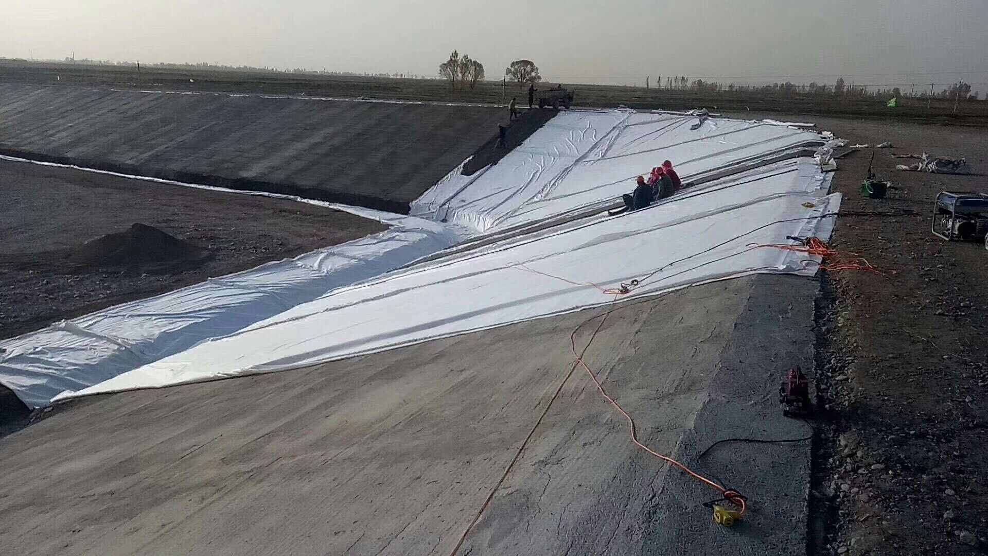 焊接蜜桃永久免费膜的焊机焊接工艺及注意事项