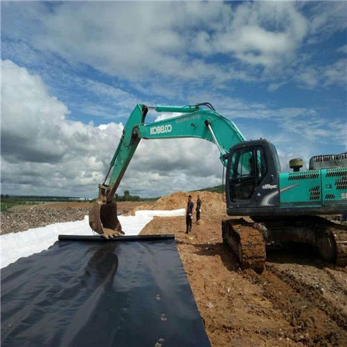 胶接法施工蜜桃永久免费膜水力性能满足平原区水库堤坝低水头防渗要求
