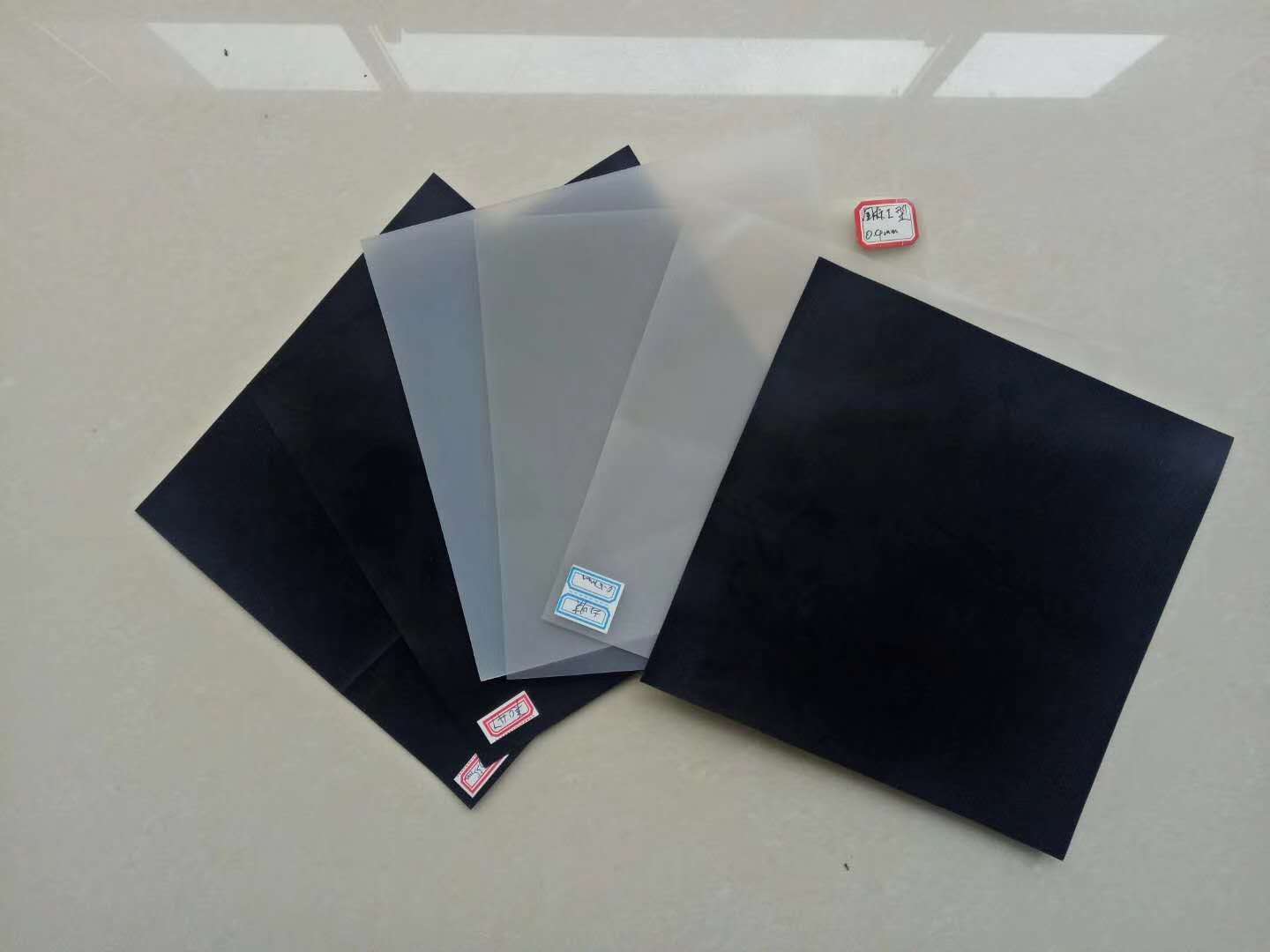 黏土心墙施工过程中需要注意哪些问题？